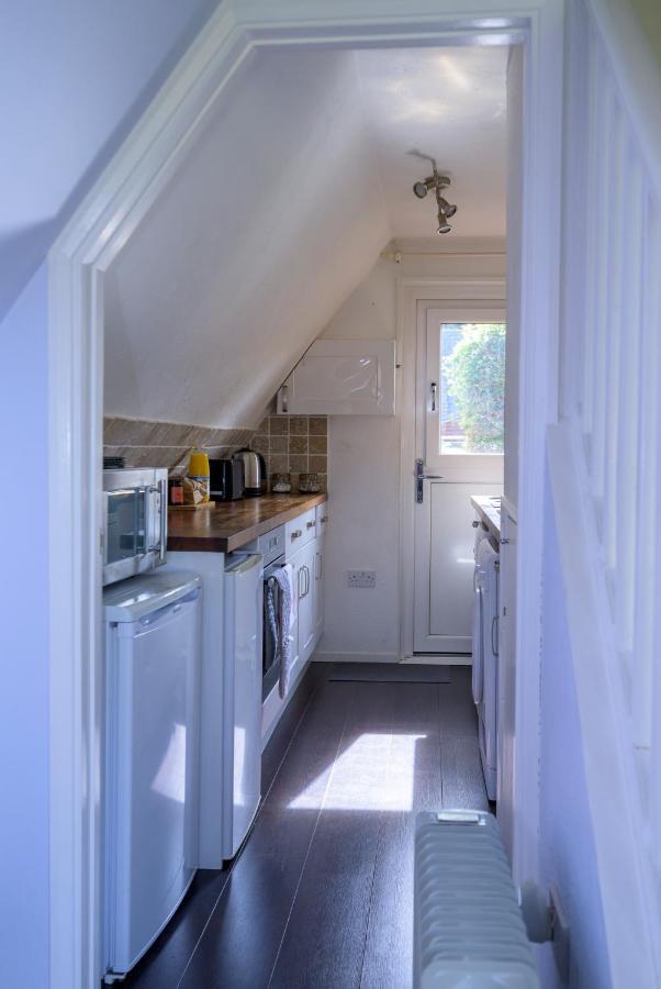 Escape To A Clifftop Chalet With Pool And Tennis Onsite - 1A Kingsdown Holiday Park Luaran gambar